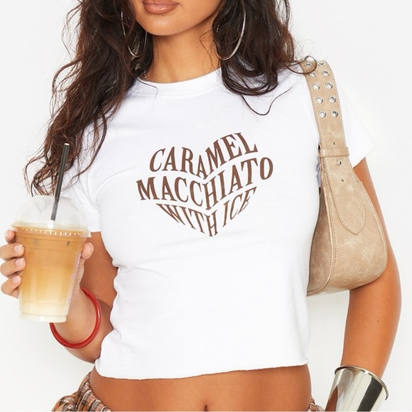 PrettyLittleThing Petite White Cap Sleeve Graphic Crop Top - Picture 1 of 7
